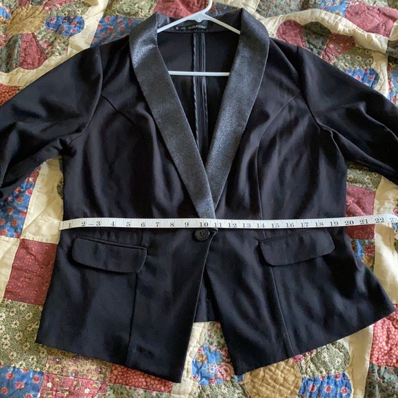 Maurices Sparkly Lapel Blazer - size 0 - Picture 4 of 7